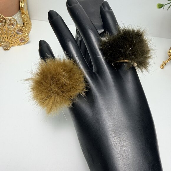 Zara Faux Fur Statement Rings Set of 2 Bold Fluffy Limited Edition NWOT - Picture 2 of 9